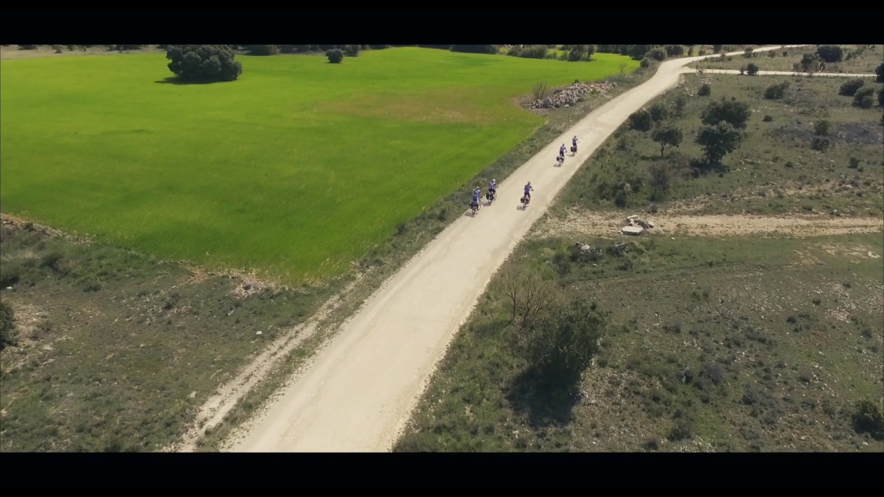 Monasterio San Pedro de Carde&ntilde;a (Burgos) desde el aire. DJI Phantom. Dron