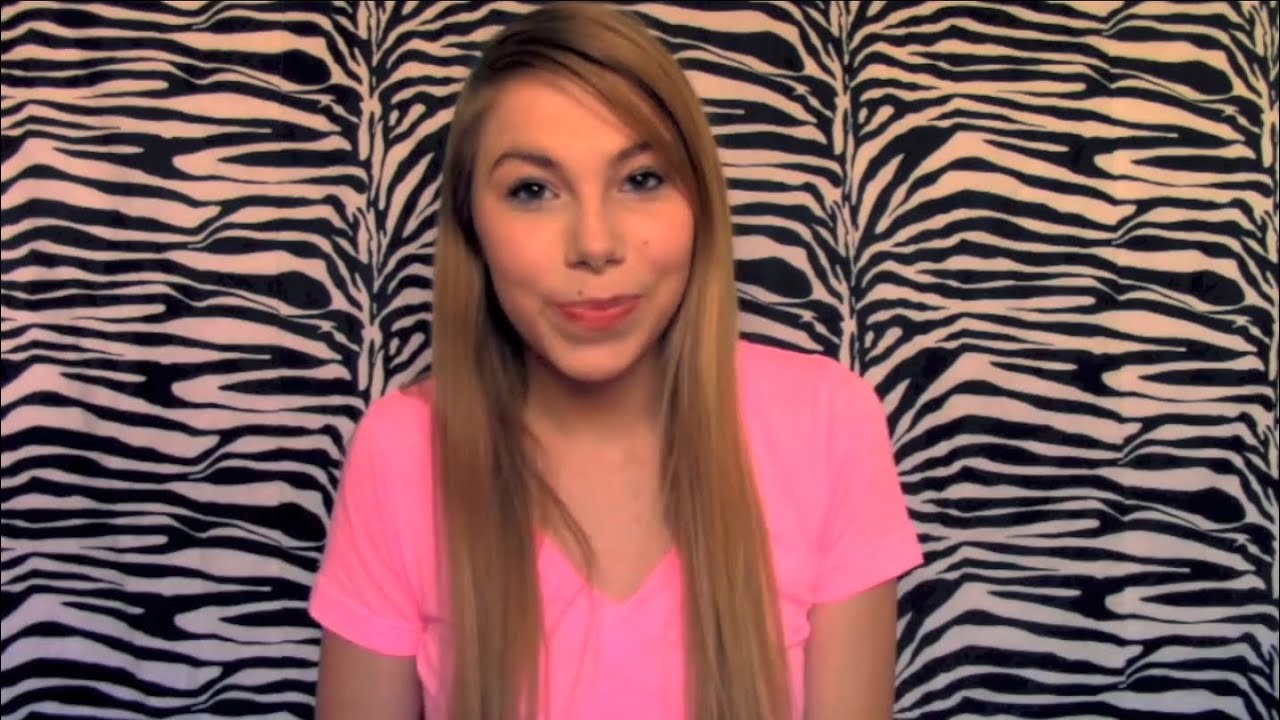 13 Signs A Guy DOESN'T Like You!