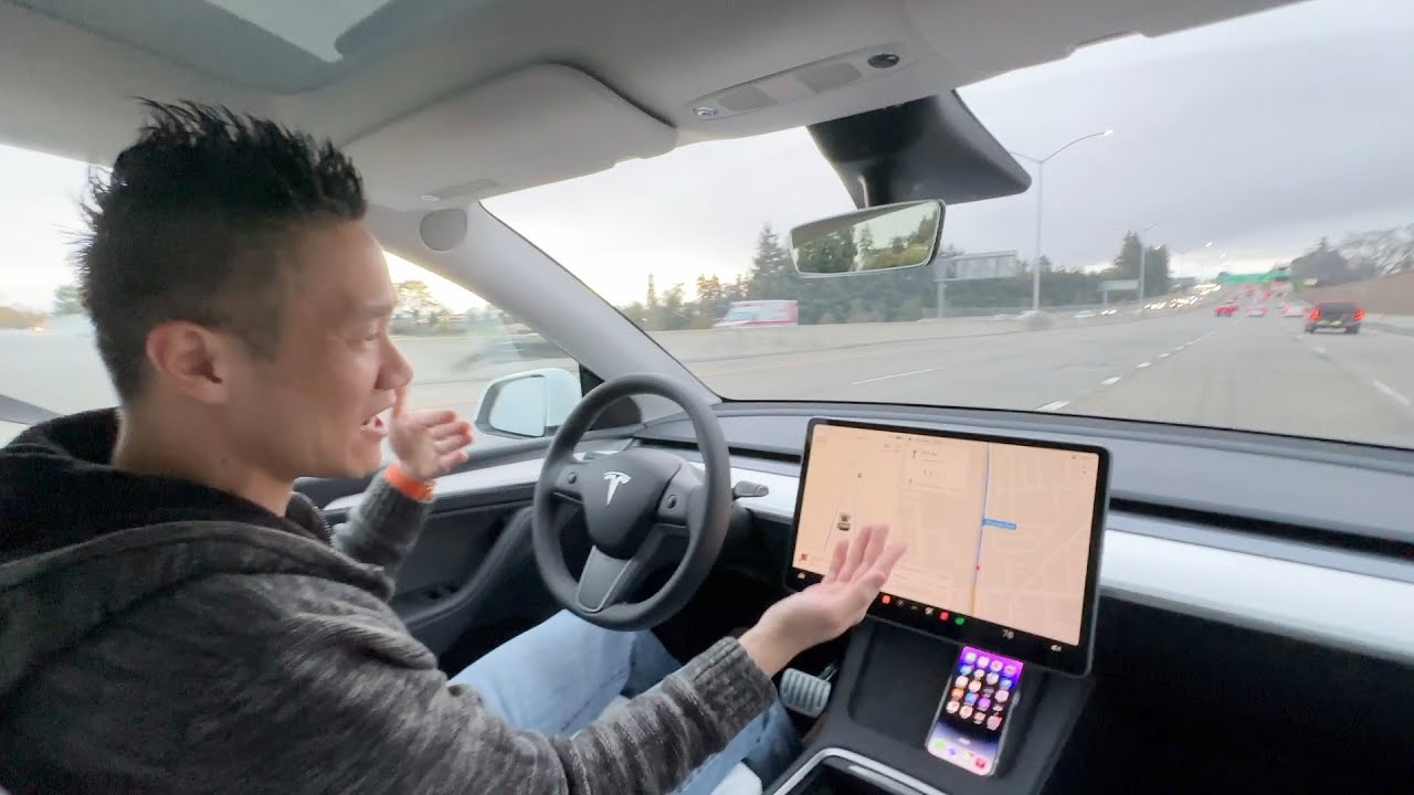 Tesla Auto Pilot is AWESOME!  It is WORTH IT!  Cruising in the 2023 Tesla Model Y Performance