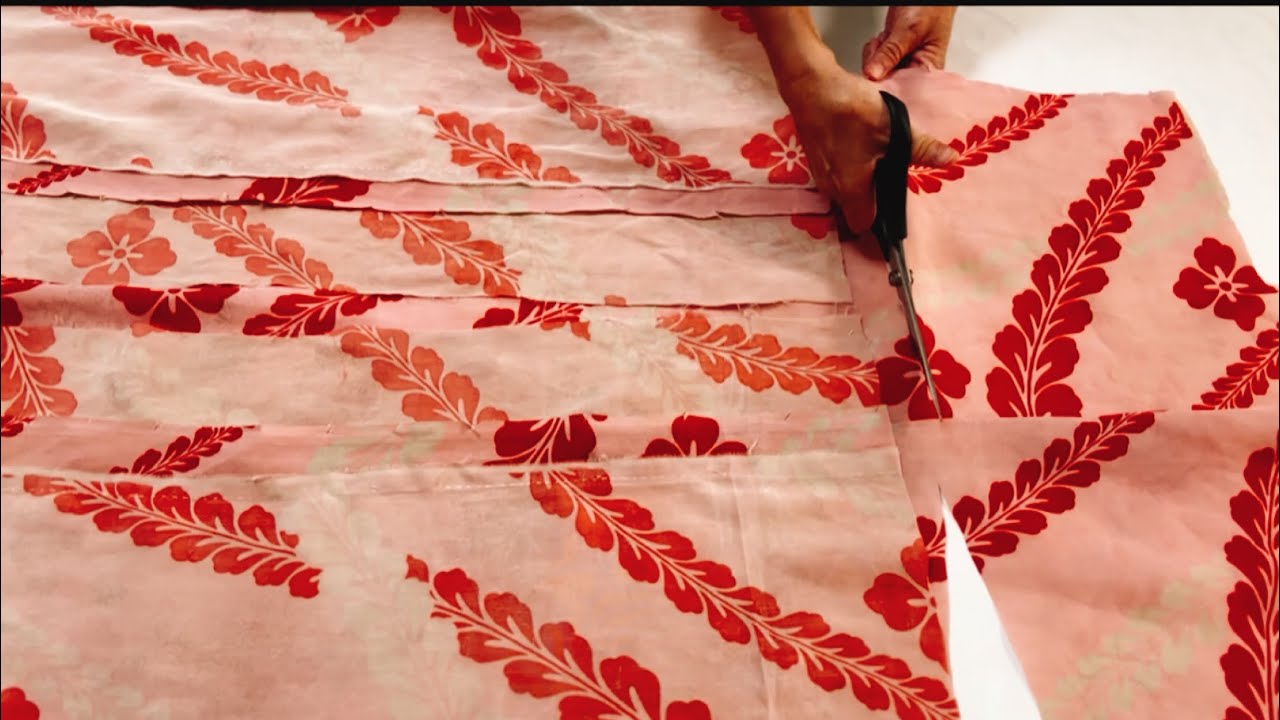 着物の肌襦袢から作るフィット&フレアシルエットのマキシ丈ワンピースA lovely maxi dress made from kimono undergarments