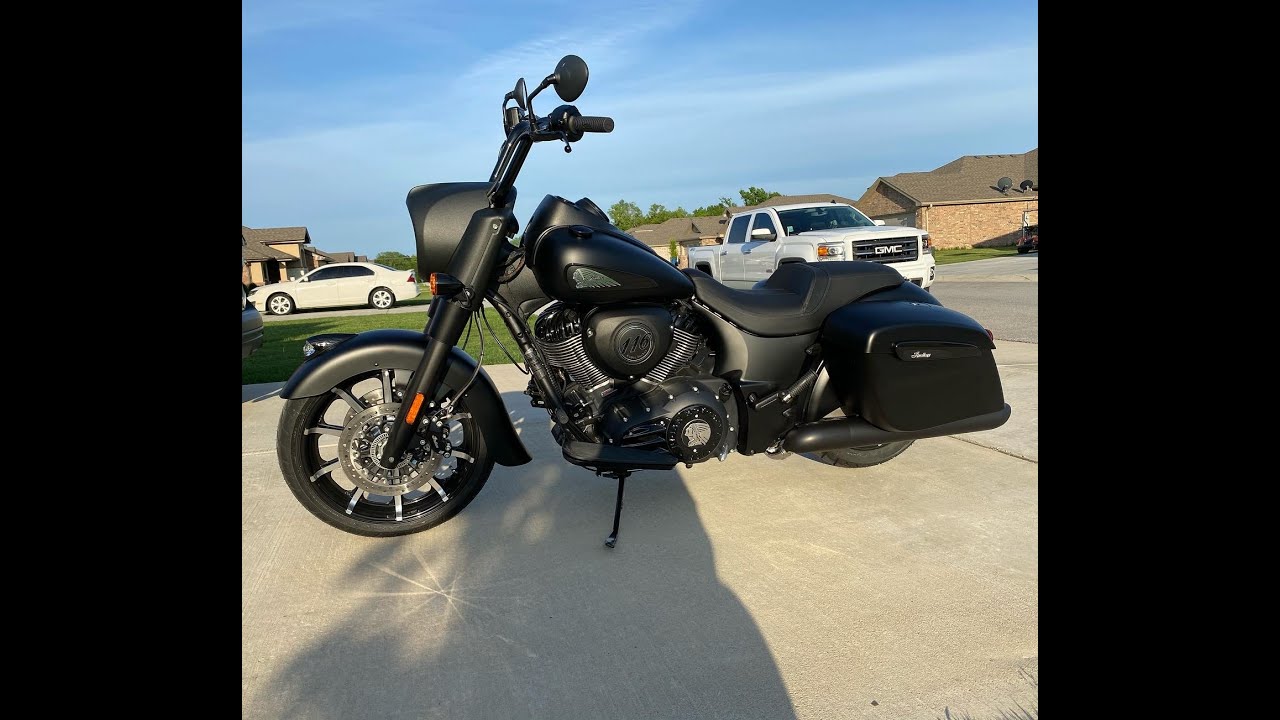 2020 Indian Springfield Dark Horse Thunder Stroke 116 Review -  Tab Slip-on exhaust