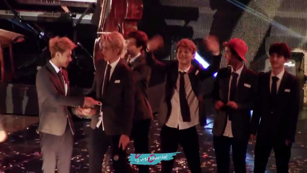 131009 Asia Song Festival 아송페 EXO Ending (CHEN FOCUS)