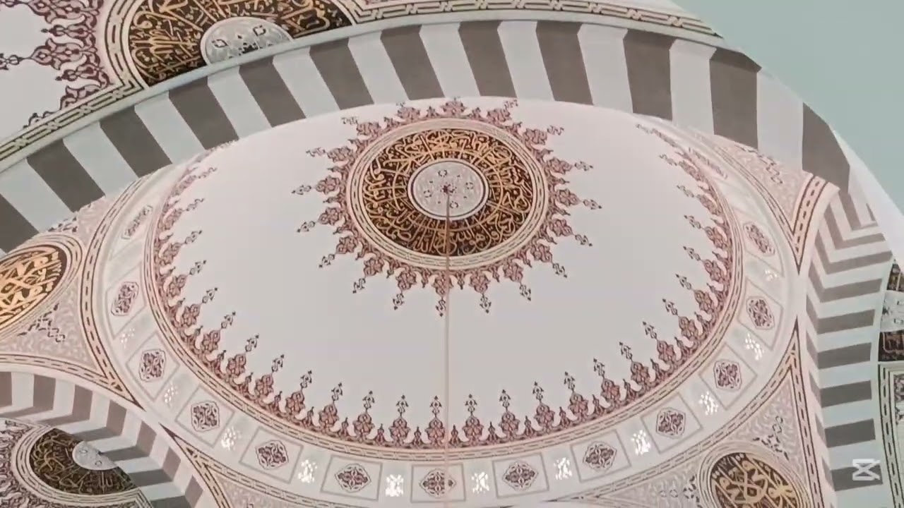 Kasabamıza yeni yapılan çok güzel merkez cami mizdenherkese selam olsun 