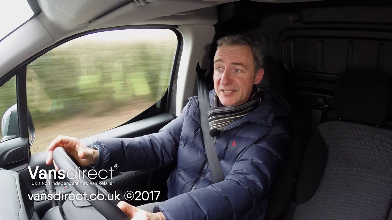 Vauxhall Combo Cargo review - call 0800 169 6995 to buy