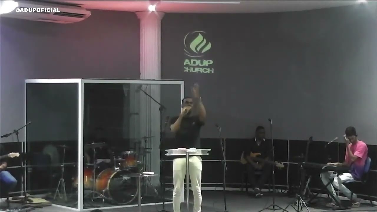 SOBRE A TUA PALAVRA LANÇAREI A REDE 🔥 - Pregação Victor Souza