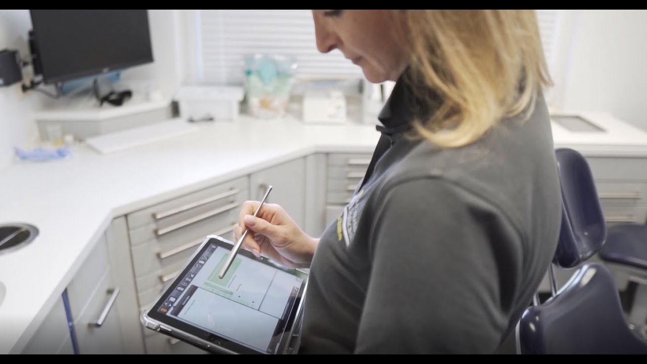 Digitale Patientenaufkl&auml;rung mit infoskop bei Nick R&ouml;mann
