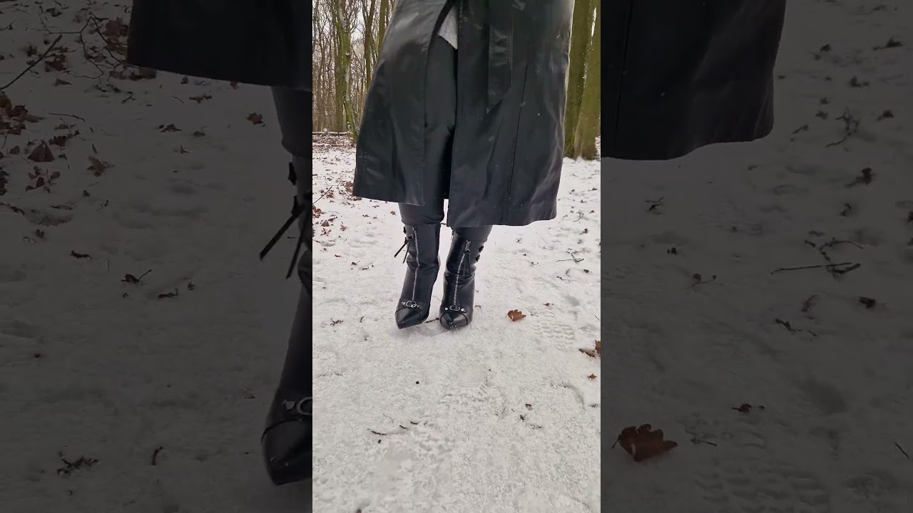 Walking On Icy Snow In High Heel Boots! 😘❤️️