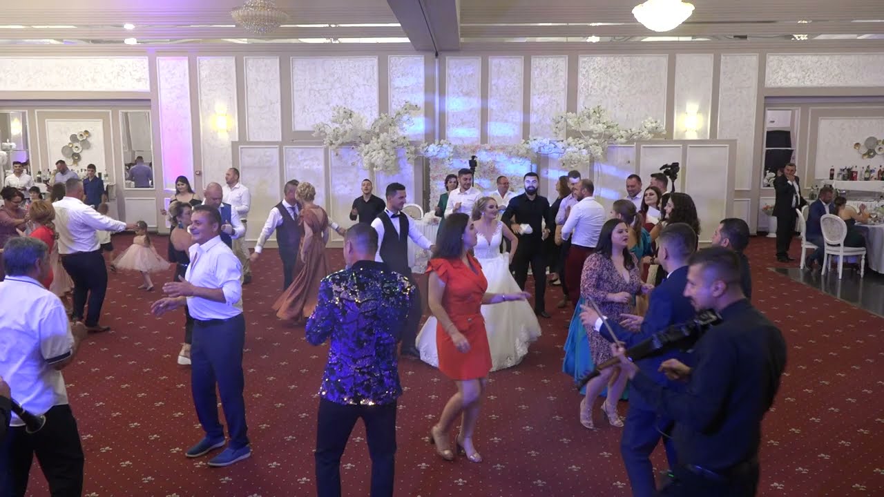 Hai la Medgidia haide la Tulcea-Manele Liviu si Orient Orchestra live 2022 restaurant Esplanada