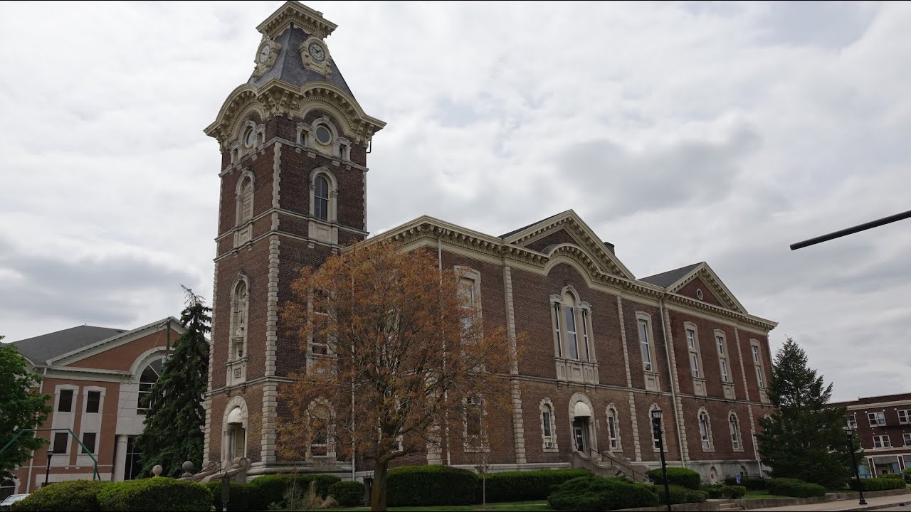 The  Historic  Henry  County  Courthouse,  New  Castle,  Indiana