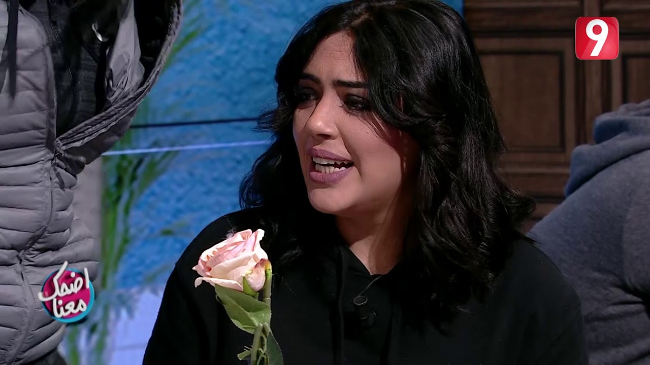 Idhak Maana | جميلة و سميرة يكتشفوا في قهوة جديدة