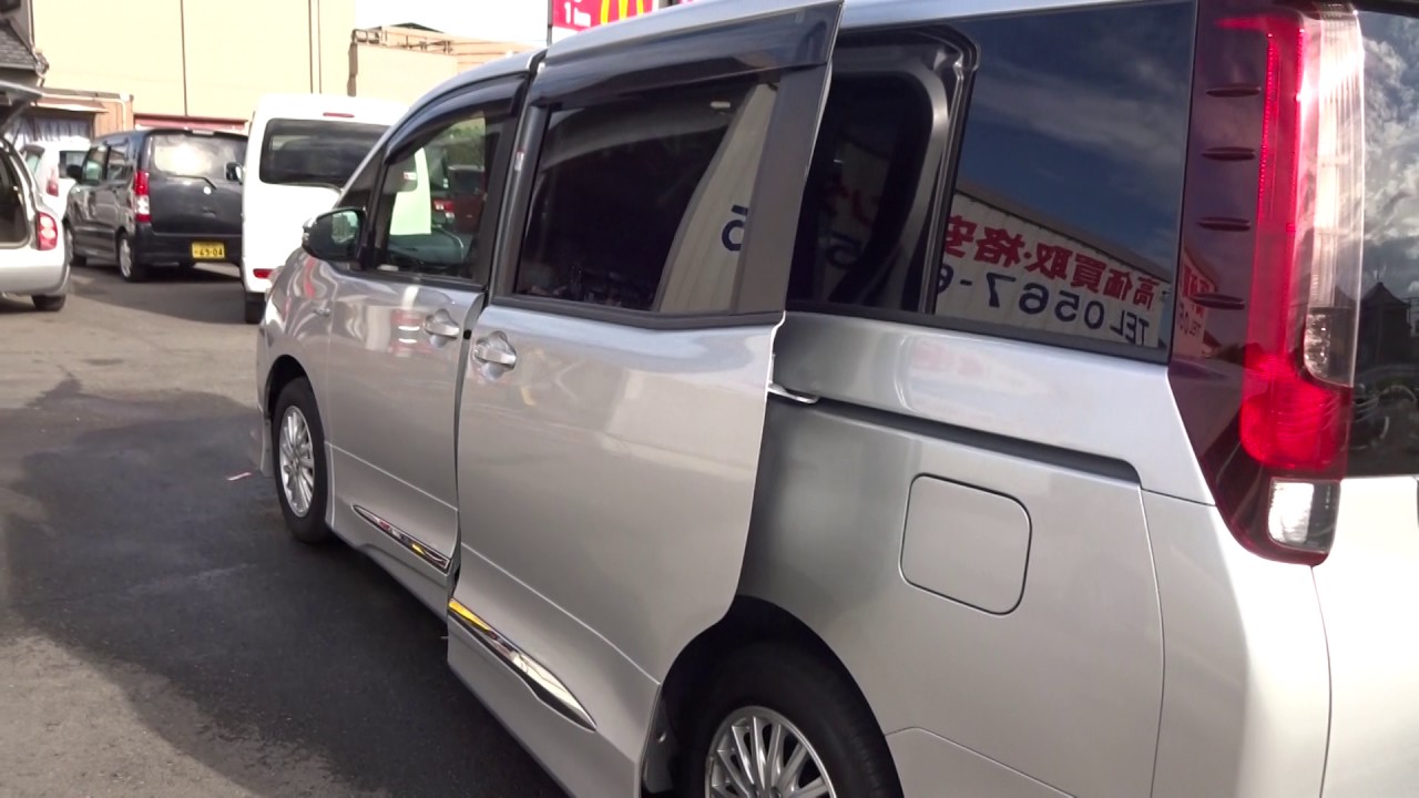 2014 NOAH X HTBRID, ZWR80-0034113