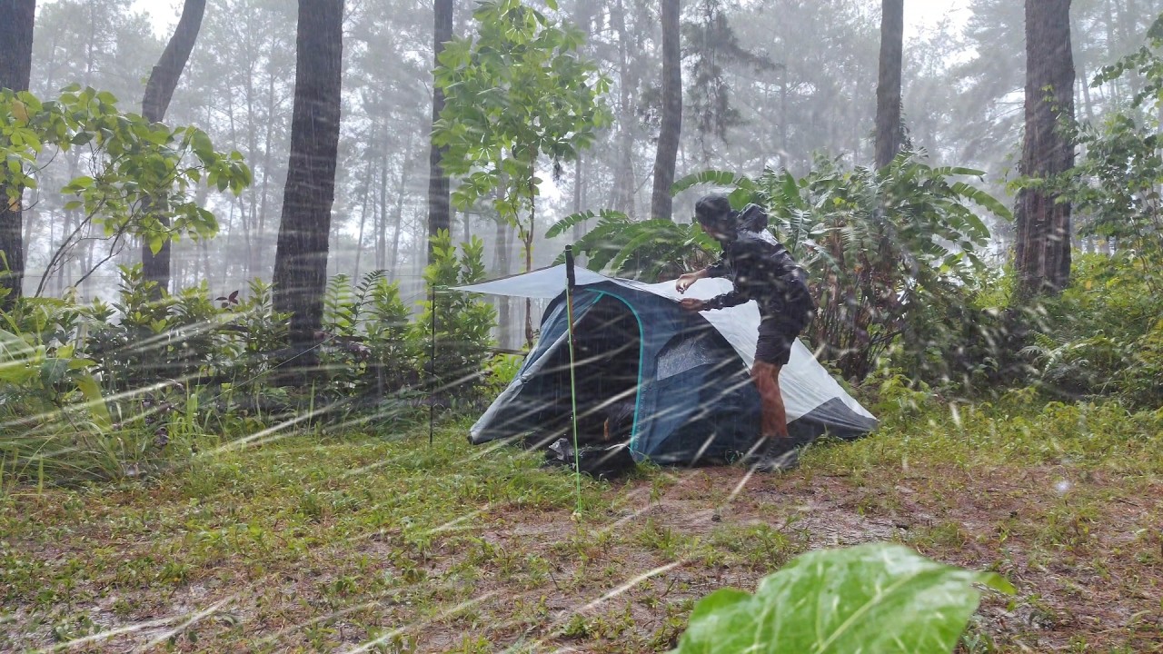 🏕CAMPING IN HEAVY RAIN AND THUNDERSTORM⛈️3 DAYS SOLO CAMPING HEAVY RAIN WITH A NEW TENT