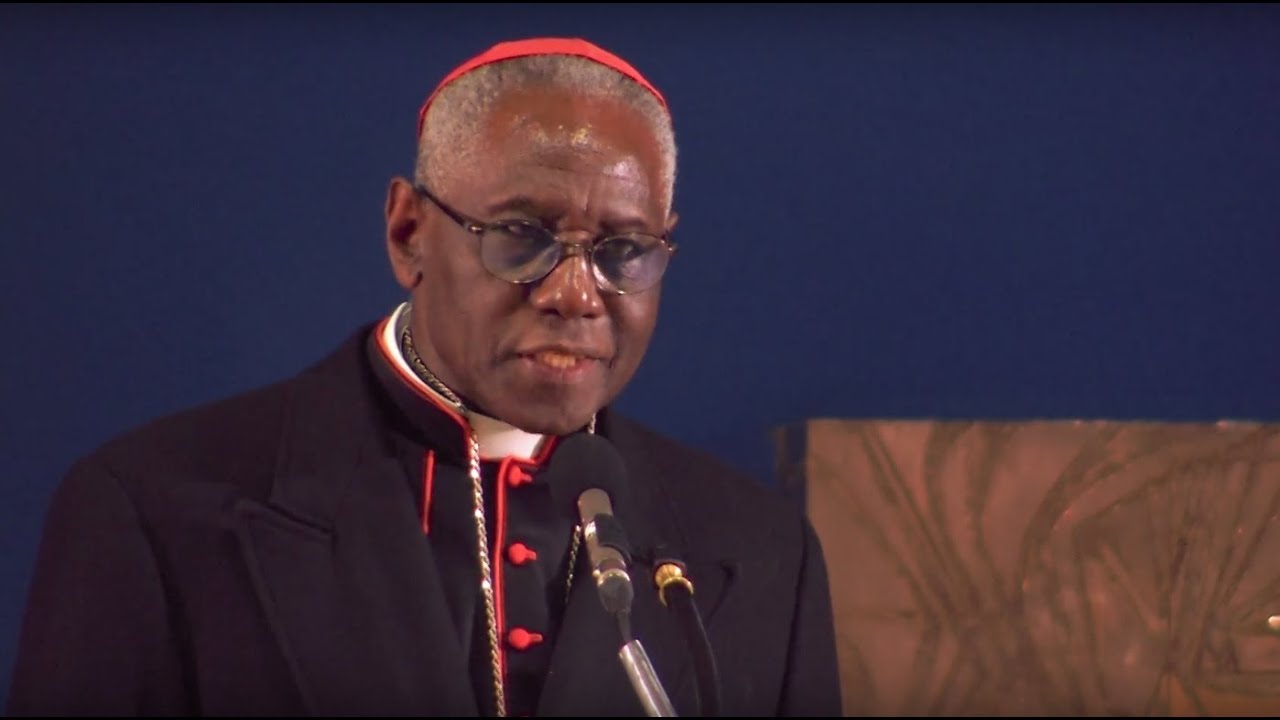 Conférence du Cardinal Robert Sarah « Dieu ou rien » à Bruxelles