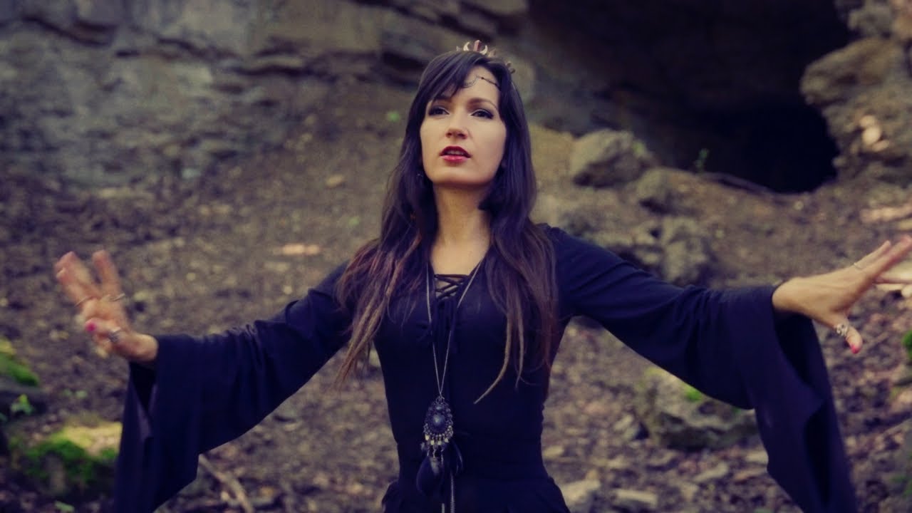 Rita Raga - Leć na cztery świata strony (Official Video)