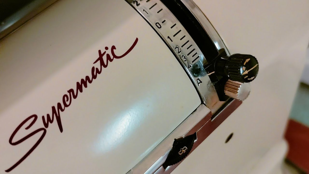 3. Внешний вид швейной машины Elna Supermatic