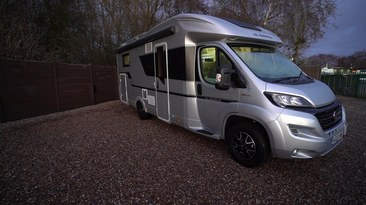 Adria Matrix Supreme 670 SC Video Walkaround