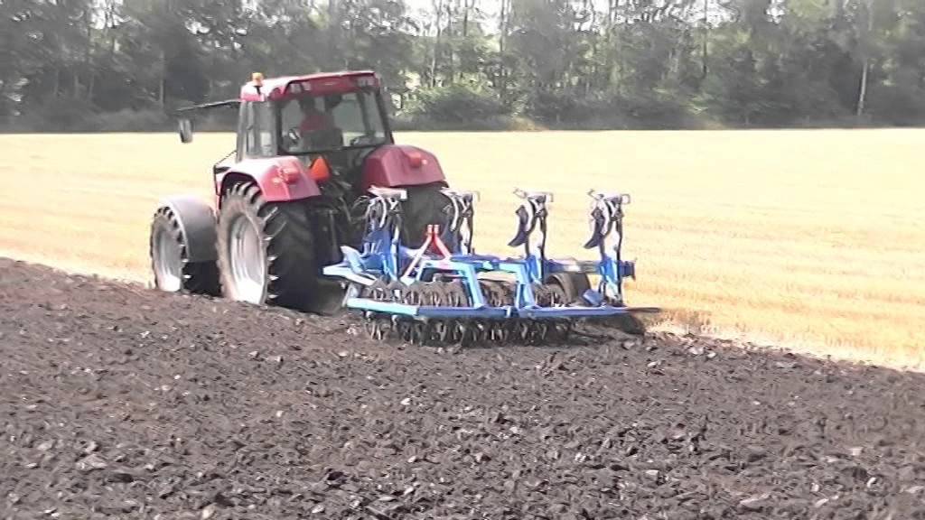 ploughing with Case CS110