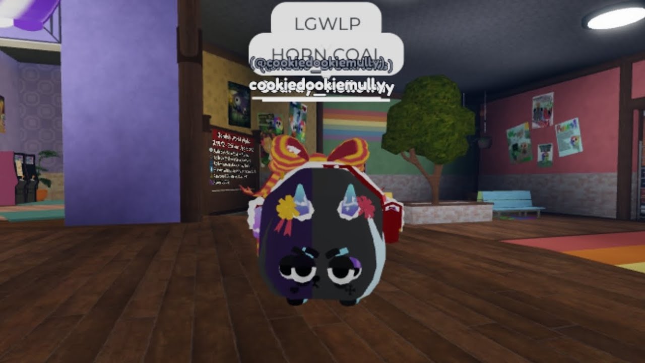 Trying to spawn snake cocoa with my friend (snake noises?) @Layla-is-bi 