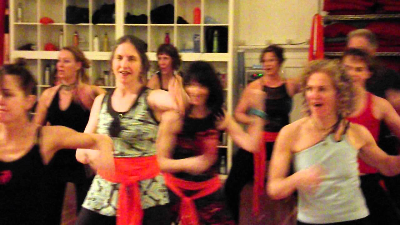 Dancing the routine Fly at StudioNia- Kelle- Dancing Tonight