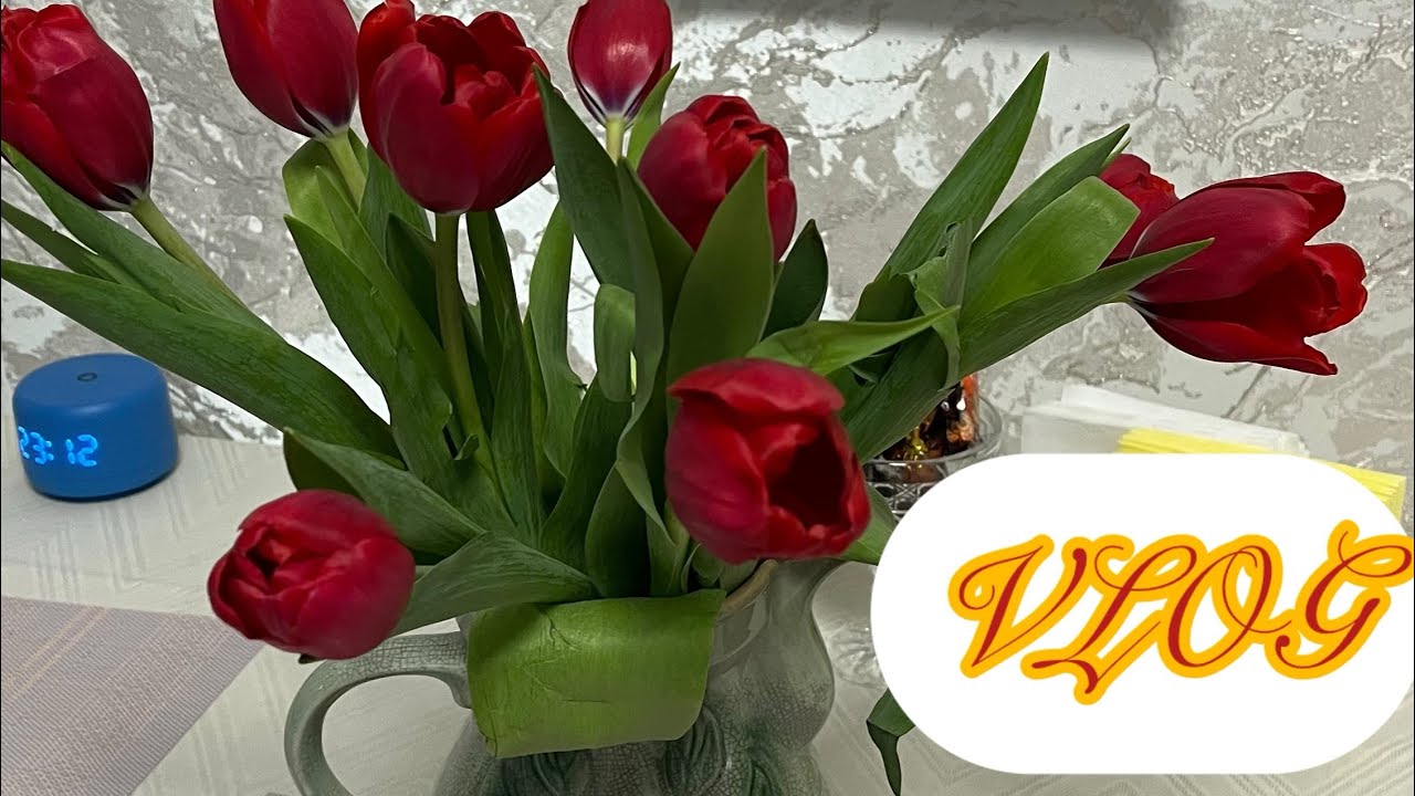 VLOG: 8 марта, прогулка, кафе, музей,подарки!💐💐💐