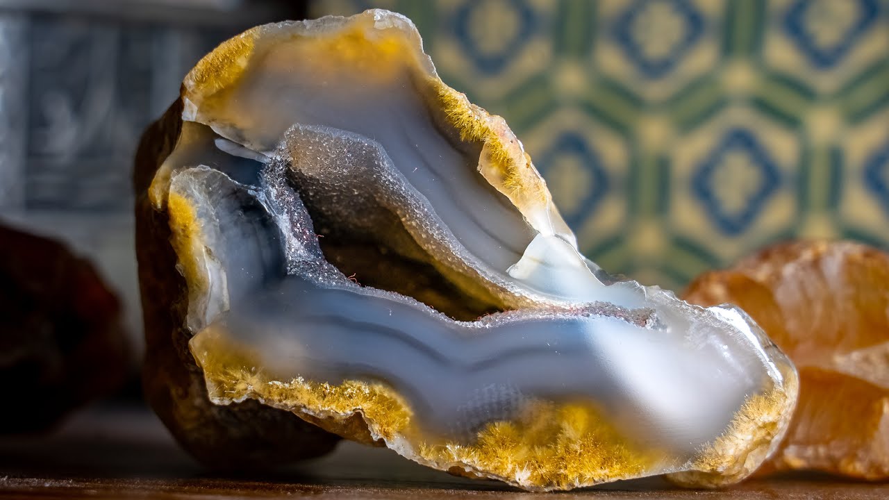 Rockhounding the Oregon Coast - How to Find Agates Including Blue Agates and Carnelian