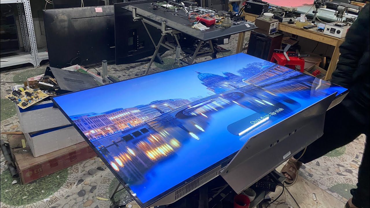 Hướng dẫn sửa tivi oled LG bị 1 sọc ngang ngay tại nhà đơn giản.