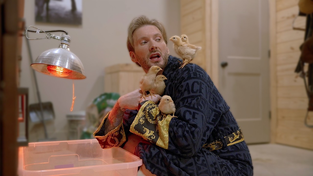 Farm Chores | Meet My New Fluffy Babies