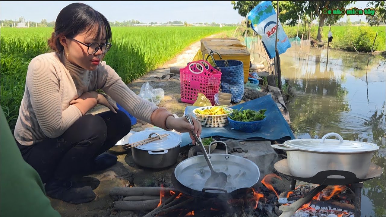 Trở Lại Góc Nấu Ăn Bên Bờ Ruộng Xanh_Cha Con Đi Săn Rồi Nấu Một Bữa Ăn Thật Ngon...| ONMT #Tập 184