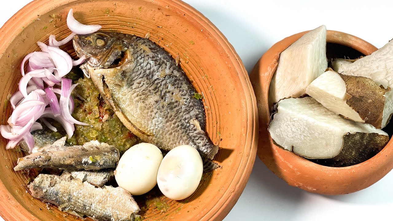 Native Yam “Aso Bayer3” with Ground pepper sauce “ Abom” village style