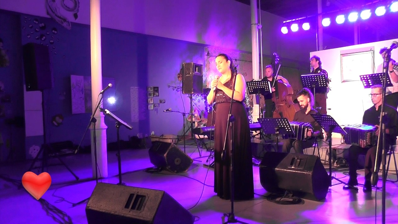 ARRABALERAS, MUJERES CON TANGO