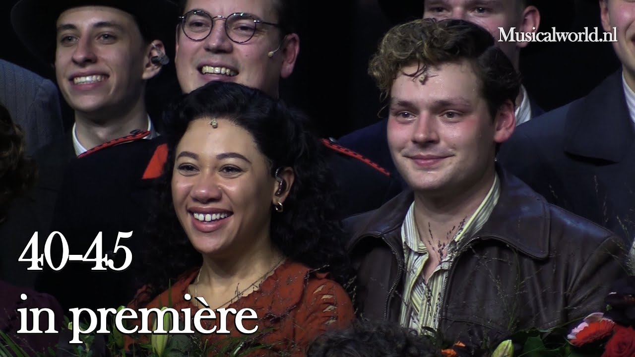 40-45 de musical in première