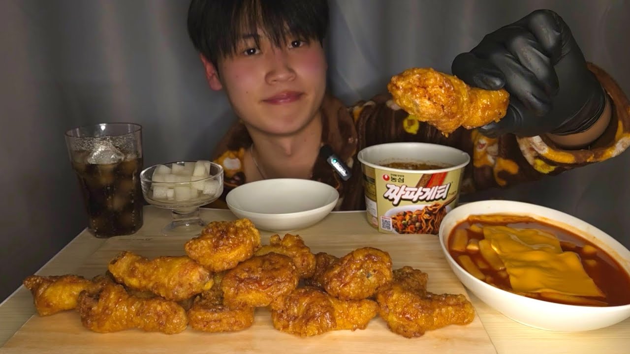 ASMR MUKBANG | Kyochon Honey Combo Chicken, Tteokbokki & Chapagetti