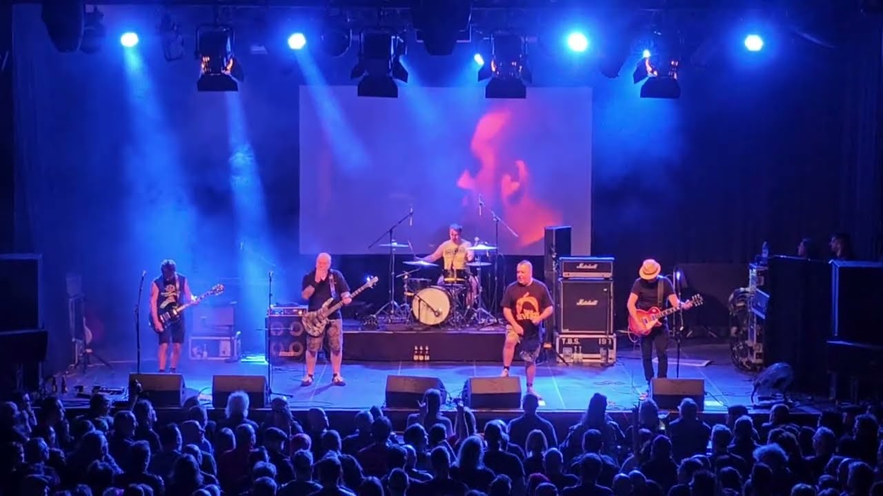 PETER AND THE TEST TUBE BABIES 'Mating Sounds in full' Live@ Batschkapp, Frankfurt, Germany 23/12/23