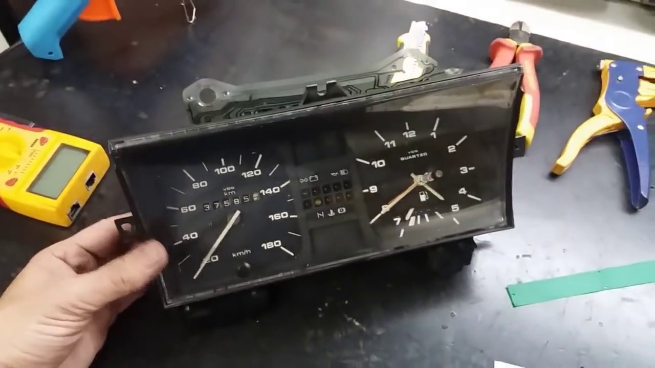 LEDs no Painel de Instrumentos do Gol Quadrado