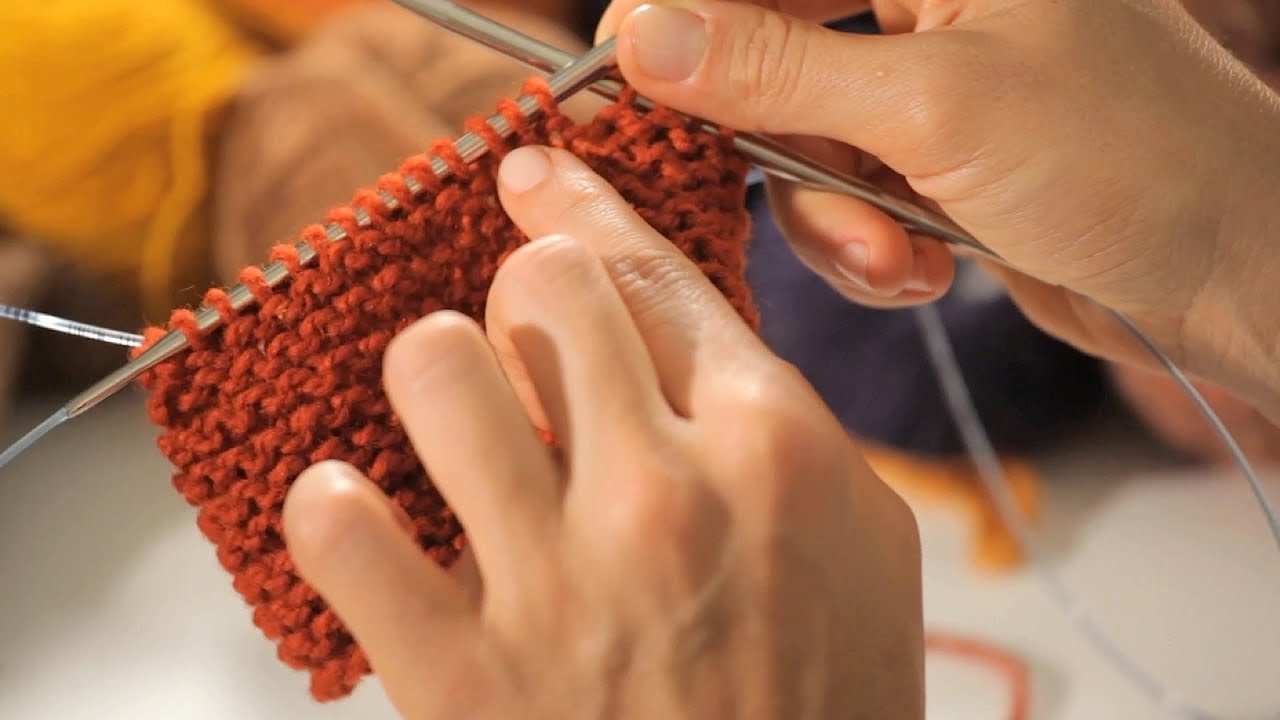 How to Do a Garter Stitch in the Round | Circular Knitting