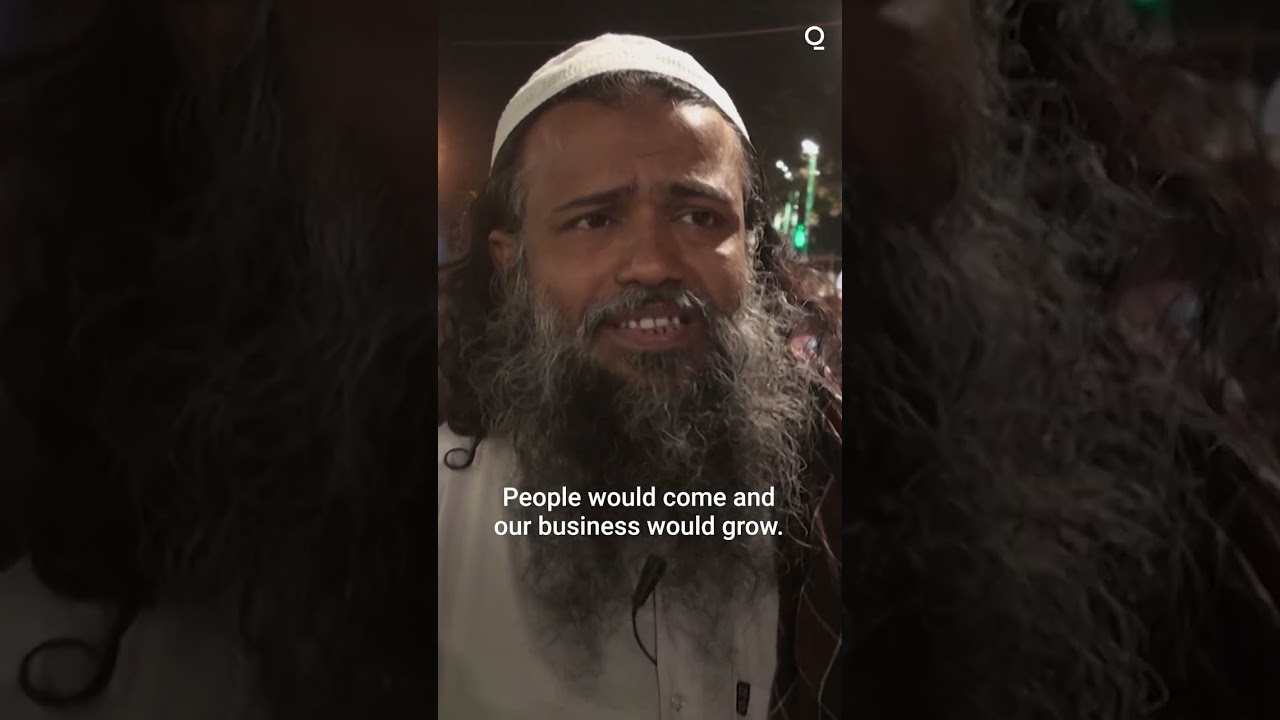 What Life Is Like in Crisis-Hit Pakistan as Inflation Soars