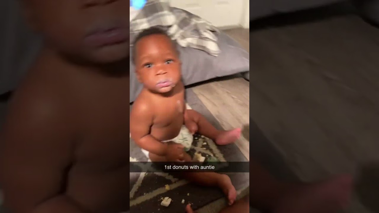 Auntie Twins ZAVI & ZURI (white donuts challenge)💚🩵