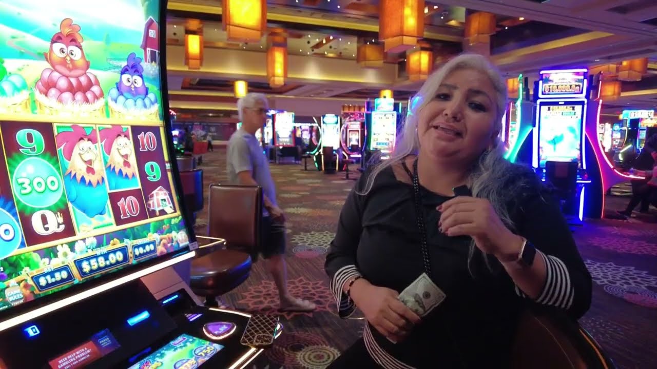 Jugando Crazy Chickens en Aliante Casino 