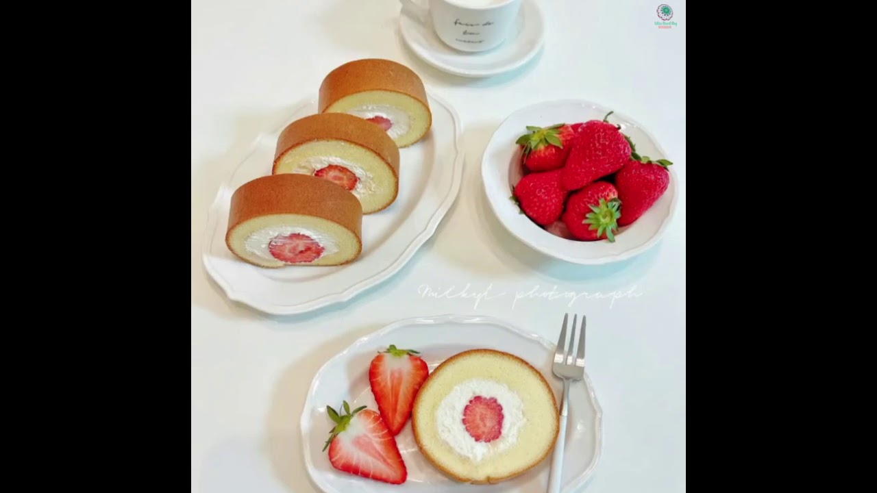 Strawberry Swiss Roll Cake【草莓瑞士卷蛋糕】