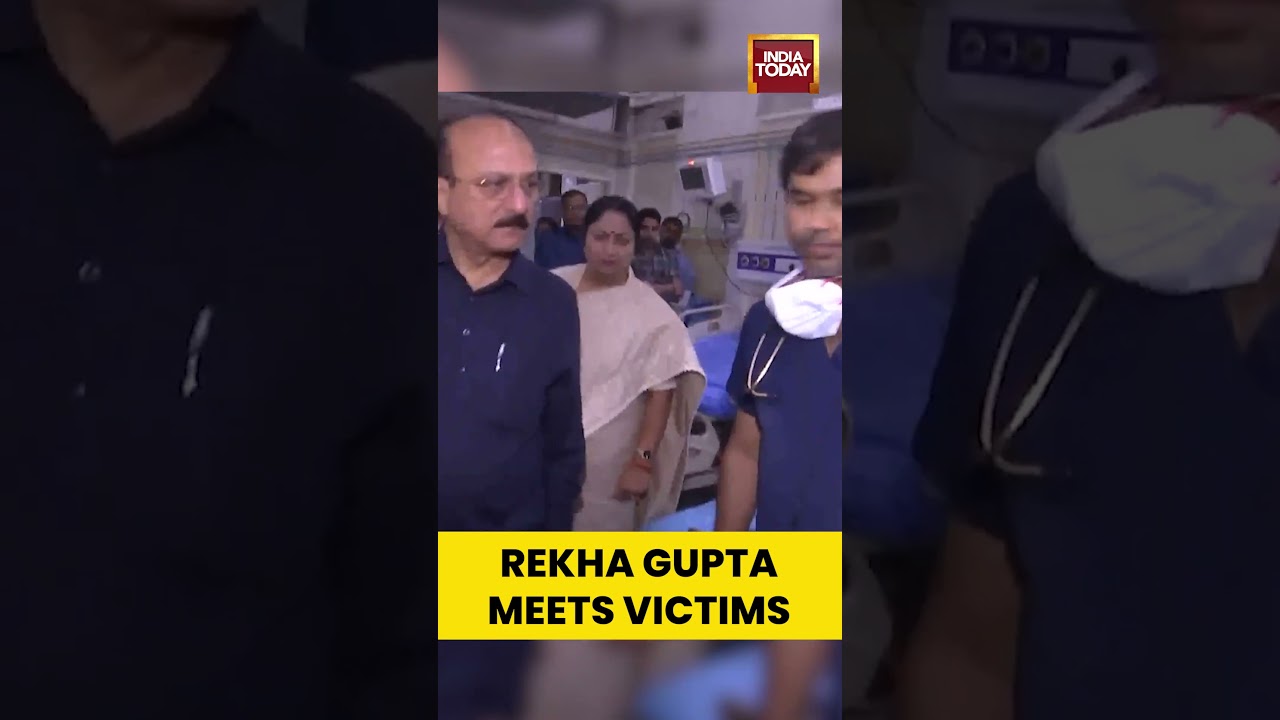 #DelhiCM #RekhaGupta, Minister #AshishSood Meet Injured at #LokNayakHospital | #delhiblast #shorts