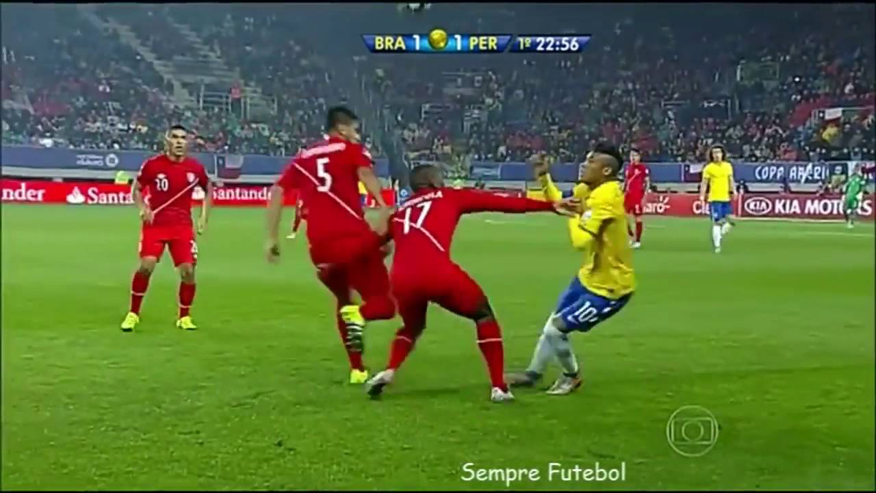 Neymar TOP 5 legpof&aacute;tlanabb csele, amit &eacute;lesben bev&aacute;llalt HD