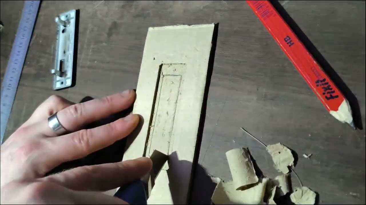 Making a musical lamp