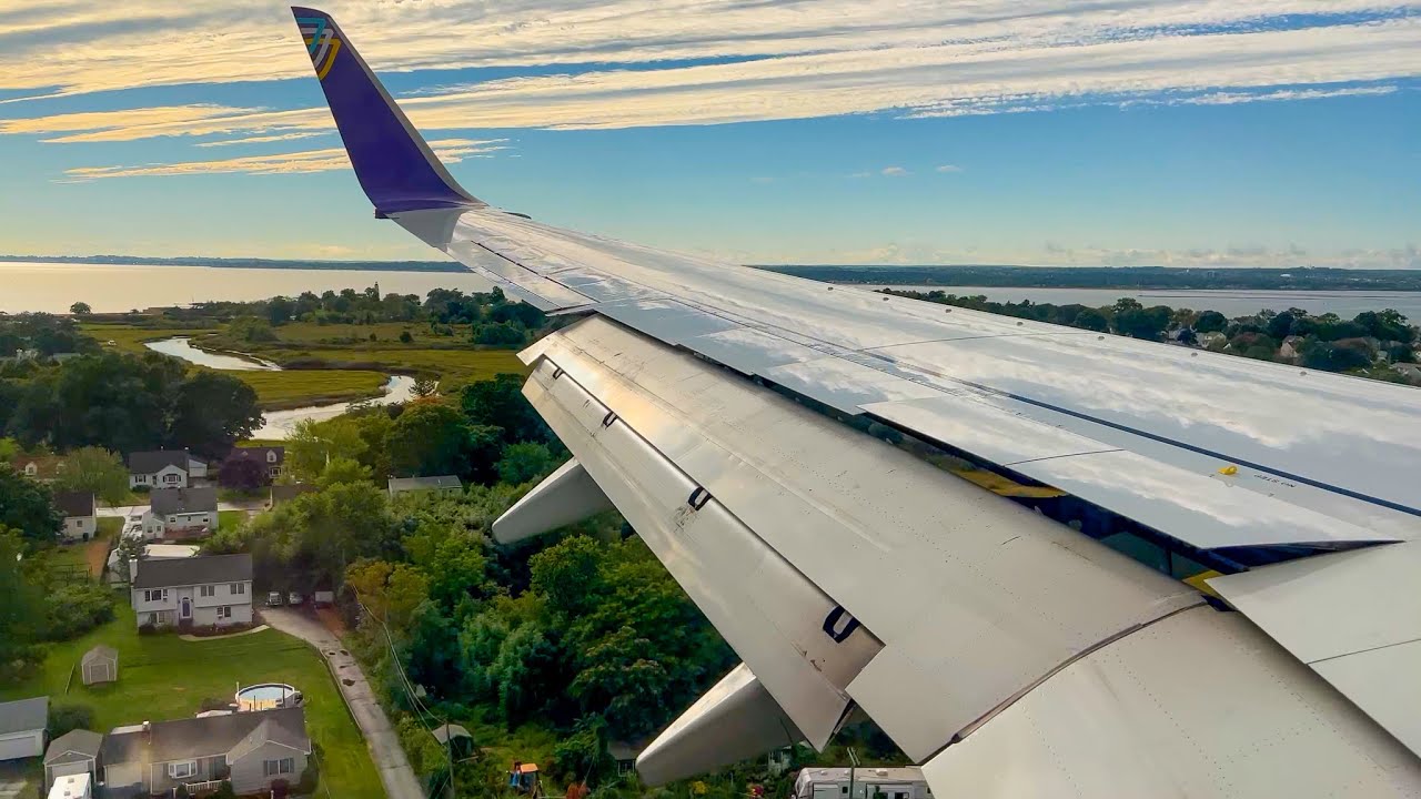 Full Avelo 737-700 Landing in New Haven! | Incredible Long Island Views