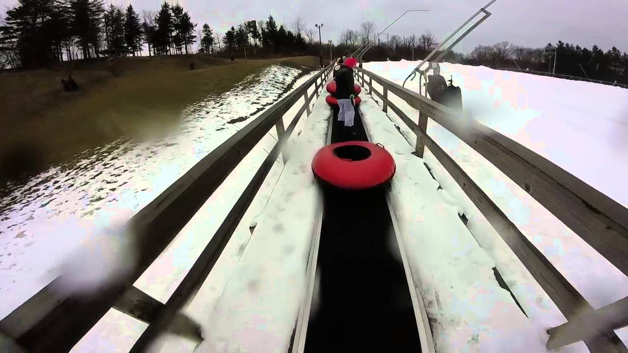 Snowtubing at seven springs
