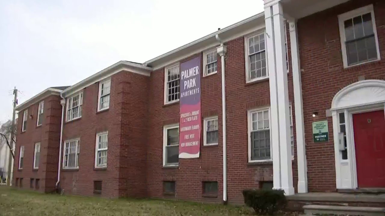 Residents say new management company is forcing them out of their homes instead of fixing heat