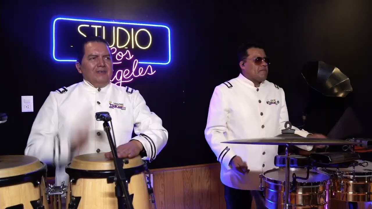 Los Dukes en Acción - Rosa Purpura ( En vivo desde el Studio )