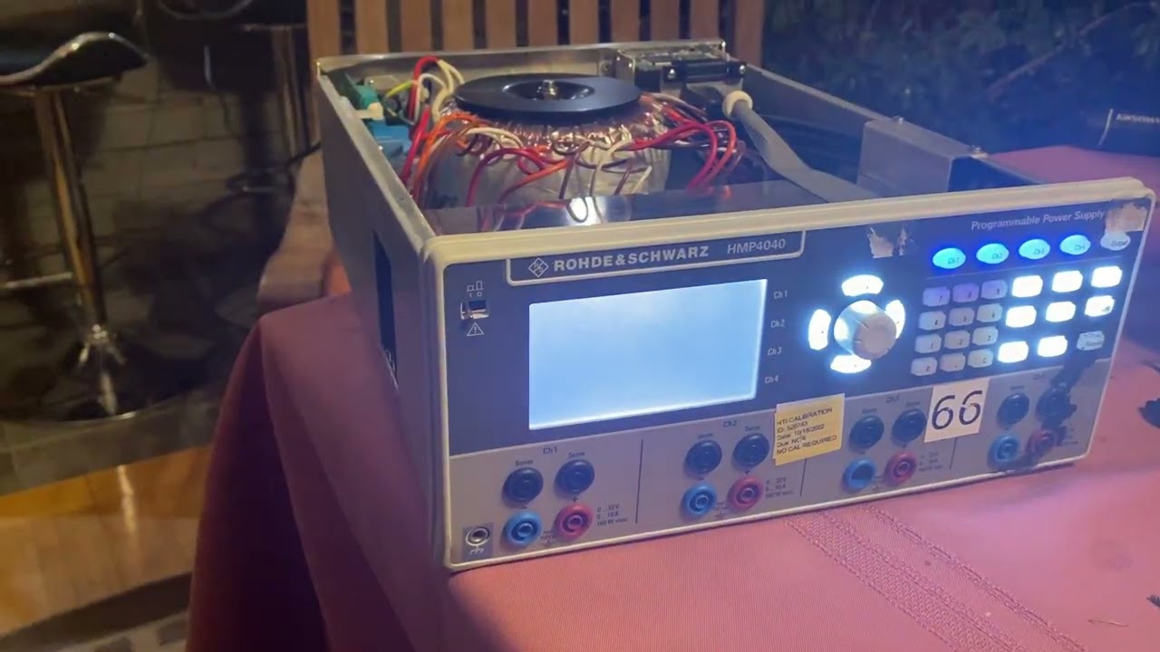 Rohde & Schwarz HMP4040