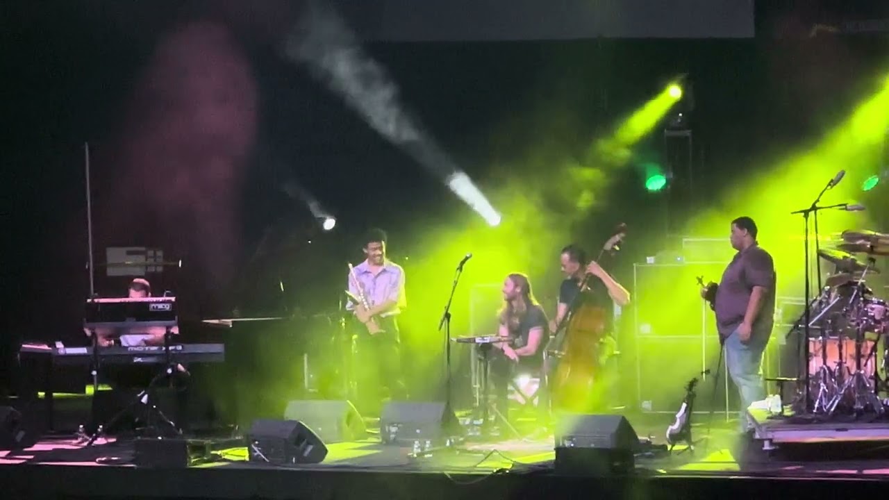 Stanley Clarke - with Beka @bjazz11 #Riverfront Jazz Fest 2023