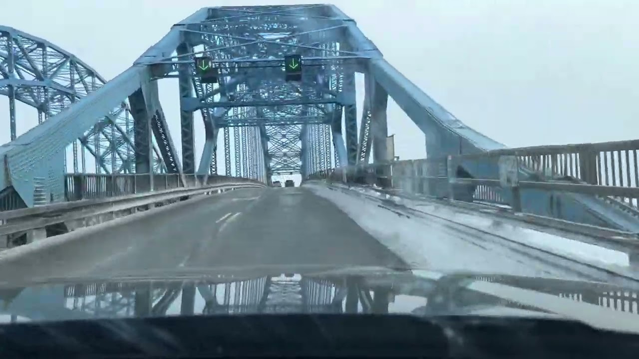 Lewiston-Queenston bridge I90S to 90