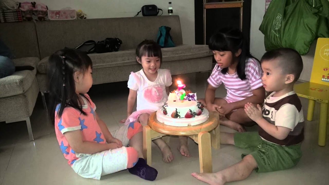 2014張舒雅生日蛋糕蠟燭被誰吹了